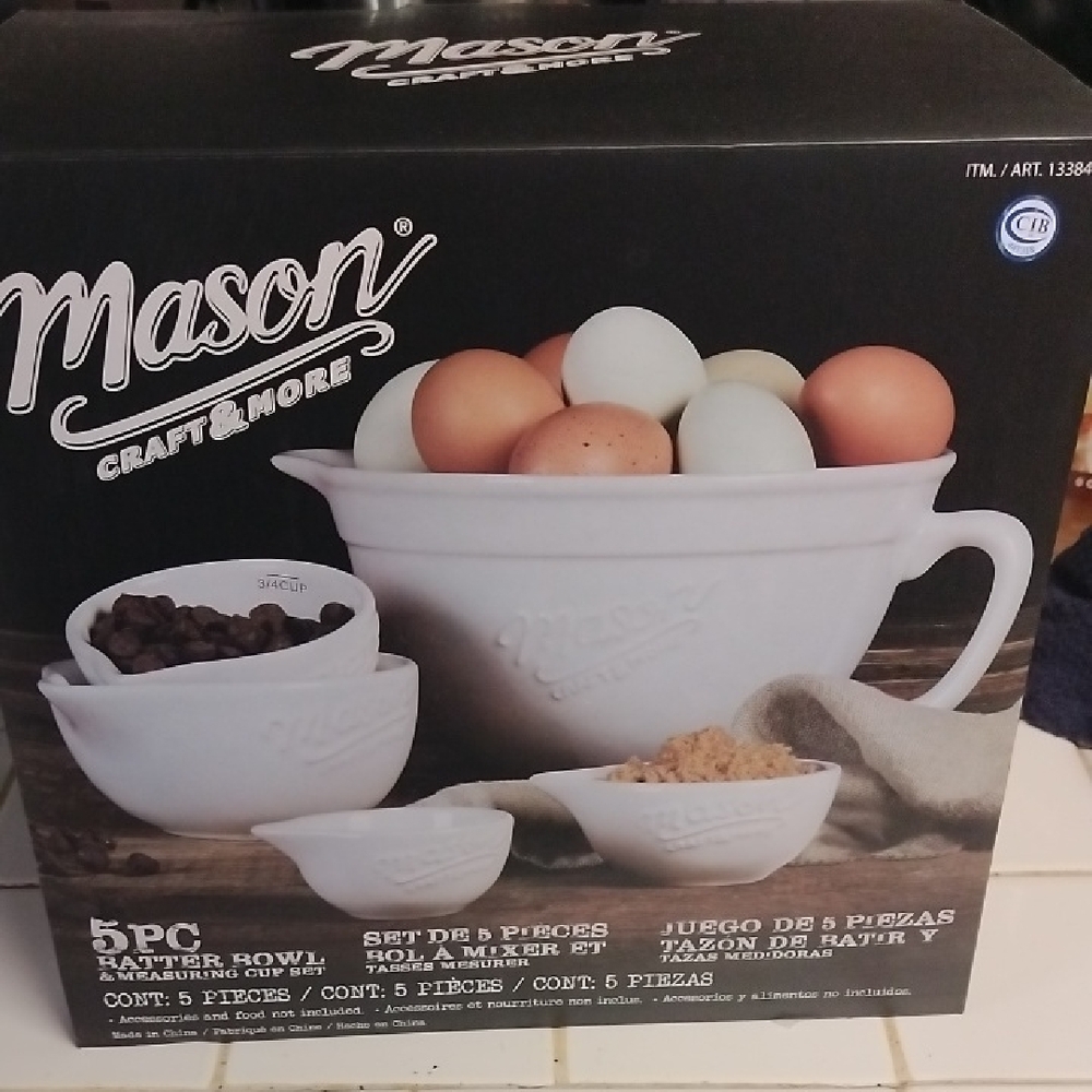Mason craft and more 5 piece batter bowl and measuring cup set
